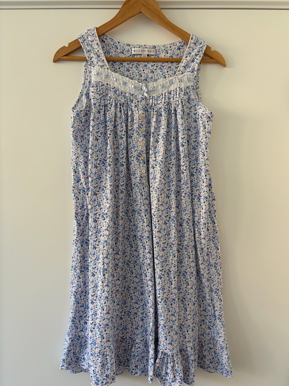 Eileen West Blue and Pink Floral 100% Cotton Nightgown XS
